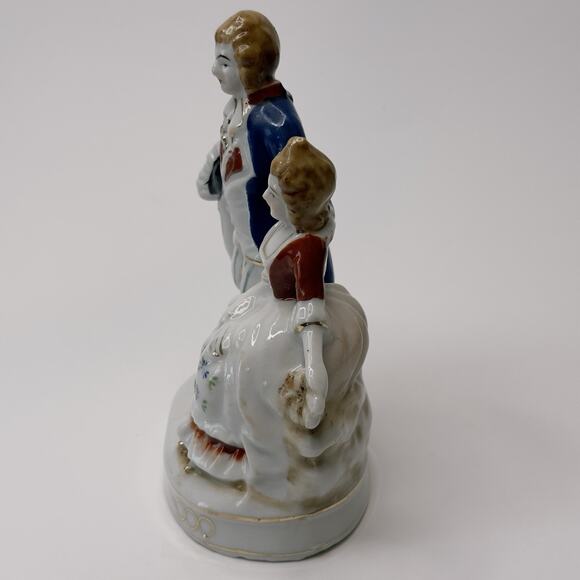 Occupied Japan Figurine 18th Century Man & Woman Hand Painted 1945-1952 VTG - Picture 3 of 10